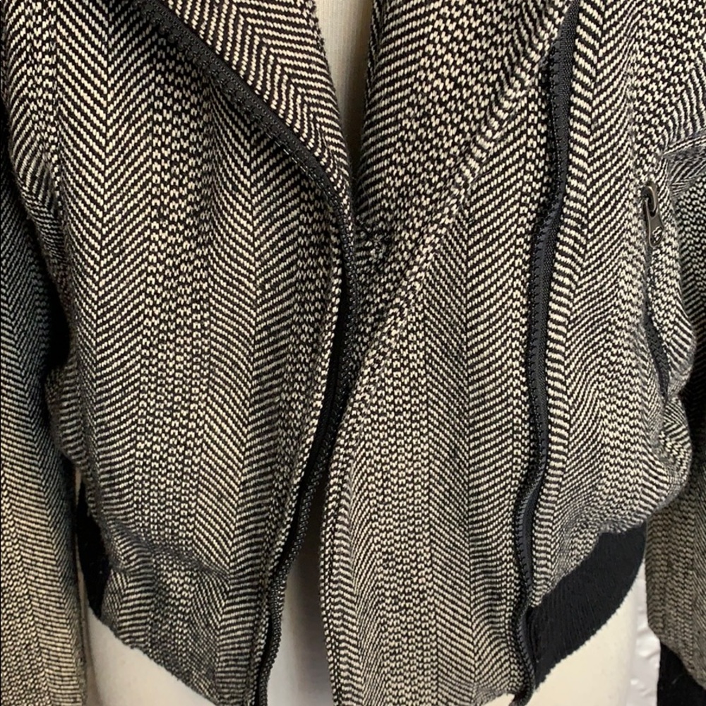 Cute Jacket - image 4